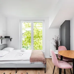 https://topolowa-apartments-krakow.krakowhotelspoland.com